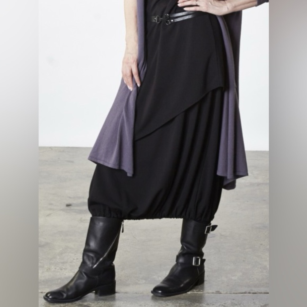🖤 Bryn Walker bell skirt EUC size medium